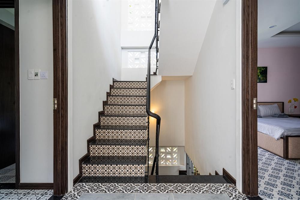 Căn villa giao thoa giữa hiện đại và hoài cổ tại Hội An-6