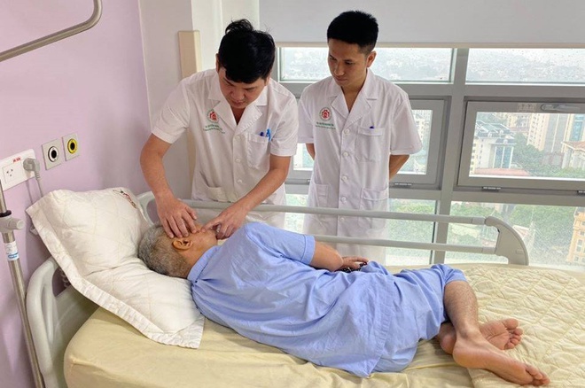 Đại ca giang hồ đất Cảng bị bắn ở quán nước-2