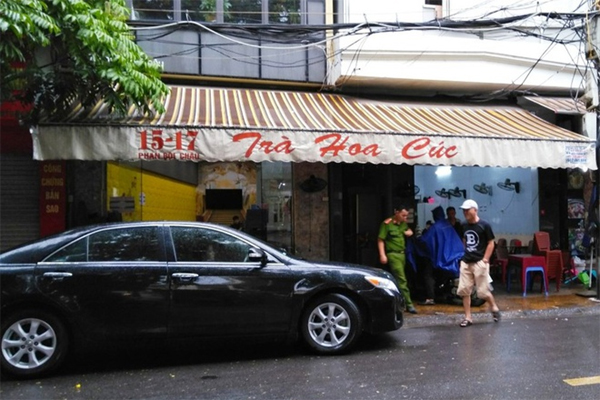 Đại ca giang hồ đất Cảng bị bắn gục: Hé lộ hình ảnh sát thủ chĩa súng từ trong xe ô tô-4