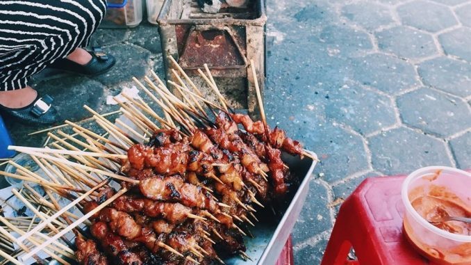 Trà chanh vỉa hè lên giá 15 ngàn, quán cafe thu 100 ngàn/cốc sữa chua-3