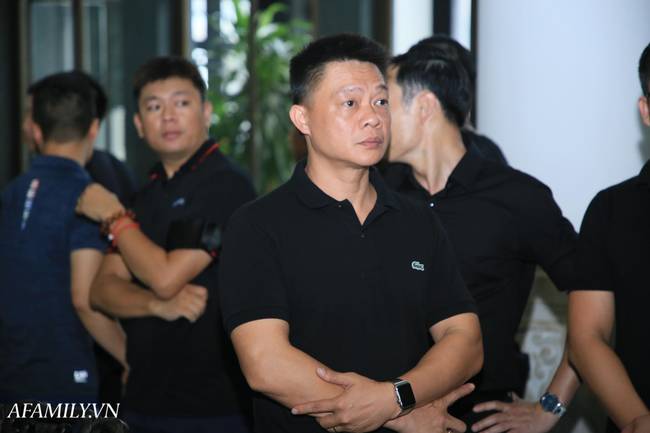 Vô cùng xúc động với dòng tâm sự trong cuốn sổ tang của BTV Quang Minh, BTV Long Vũ gửi gắm cho nữ MC Diệu Linh em sẽ mãi ở trong tim chúng tôi-2