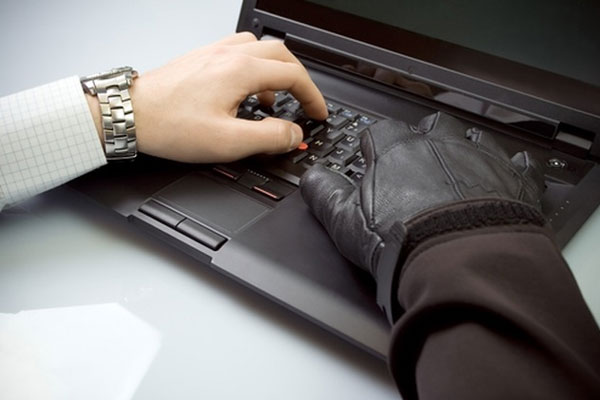 Kỹ sư người Trung Quốc bị phạt tù vì lấy cắp bí mật công nghệ Mỹ-1