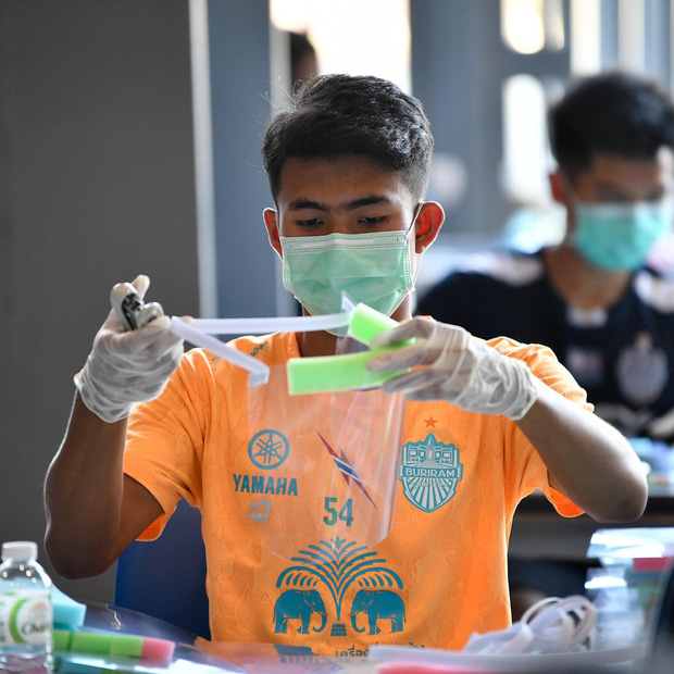 Đội bóng của Xuân Trường tung chiêu độc, thu lợi nhuận khủng giữa lúc cả nền bóng đá lỗ nặng-2