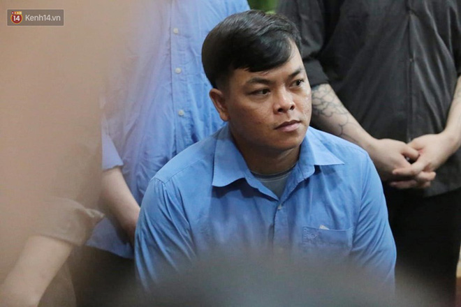 Xét xử sơ thẩm Phúc XO cùng 12 đồng phạm: Bị cáo Phúc thừa nhận thu lợi 600 triệu đồng nhưng vẫn có phần oan uổng-13