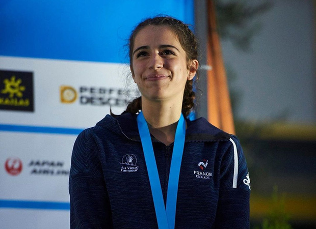 Nhà vô địch leo núi tử vong thương tâm ở tuổi 16 sau khi rơi từ vách đá cao 150m-1