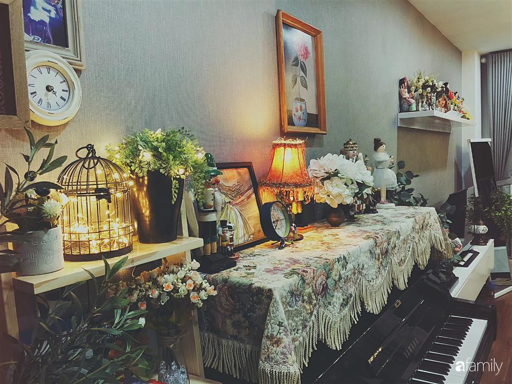 Căn hộ 80m² với phong cách vintage và bộ sưu tập hàng trăm búp bê của cô giáo dạy đàn ở thành phố biển Nha Trang-2