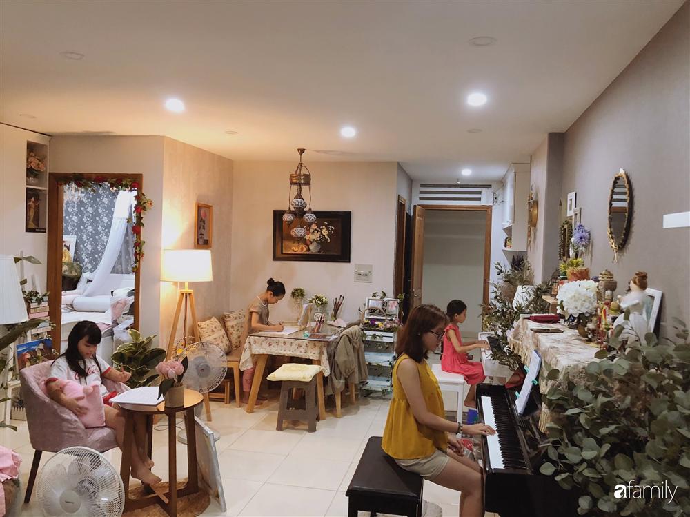 Căn hộ 80m² với phong cách vintage và bộ sưu tập hàng trăm búp bê của cô giáo dạy đàn ở thành phố biển Nha Trang-21