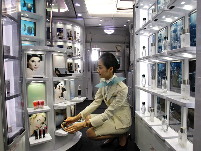 Tiếp viên hàng không ở Hàn Quốc: Công việc đẳng cấp trong mơ nhưng chịu áp lực nhan sắc, có cả gói phẫu thuật thẩm mỹ riêng-3