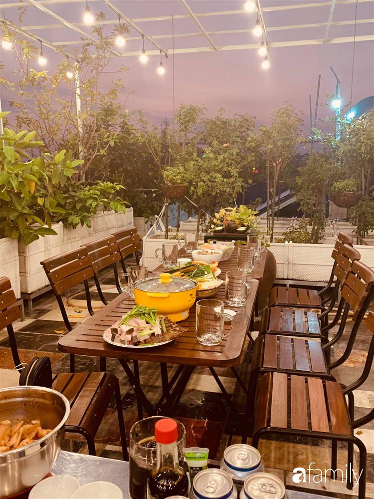 Sài Gòn: Mẹ đảm xây dựng cả một  trang trại trên không, đủ cả rau sạch, gà sạch đến hoa đẹp trên sân thượng của gia đình-29