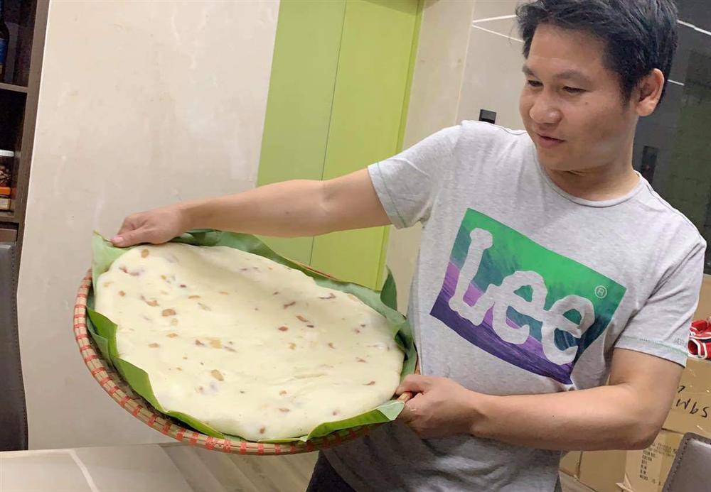 Trọng Tấn khoe cả mẹt bánh đúc to đùng tại nhà, mộc mạc vậy mà làm dân tình thích thú-2
