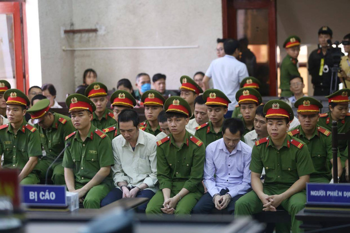 Tuyên án vụ nữ sinh giao gà bị hiếp dâm, sát hại ở Điện Biên: 9 bị cáo nhận 6 án tử hình và 22 năm tù giam-10