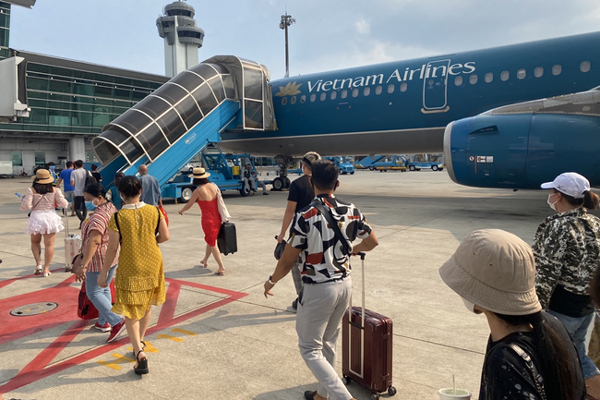 Vietnam Airlines thông tin về vụ việc nữ hành khách tử vong vì ngã cầu thang khi xuống tàu bay-2