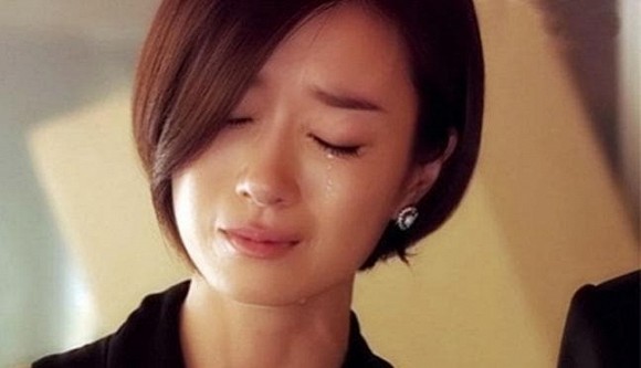 Nói thật căn bệnh nguy hiểm của mình và chuyện cần dùng số tiền cưới để chữa trị, hành động không ngờ của chồng khiến tôi chết lặng-2