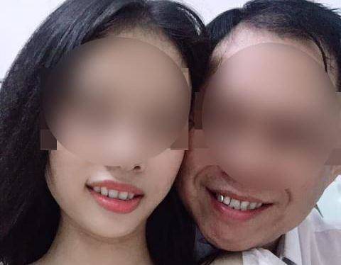 Vụ thầy giáo 53 tuổi đính hôn với học trò 21 tuổi: Người vợ cũ nói gì?-1