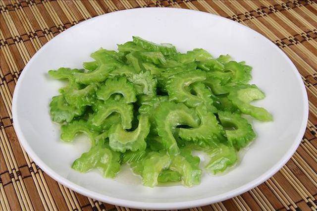 Cho dù có đắng thế nào, thêm một giọt này, mướp không còn đắng nữa, vị lại giòn ngon hơn-2