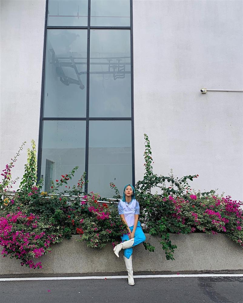 Đến cả màu tóc xanh pastel khó nhằn cũng phải chịu thua trước Quỳnh Anh Shyn-10