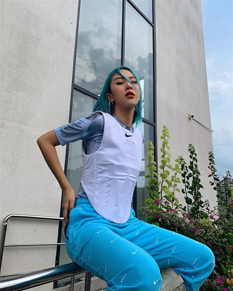 Đến cả màu tóc xanh pastel khó nhằn cũng phải chịu thua trước Quỳnh Anh Shyn-8