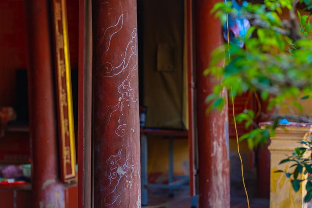 Nhà cổ gỗ lim chứa toàn báu vật” độc nhất của dòng họ nức tiếng Hà Thành-12