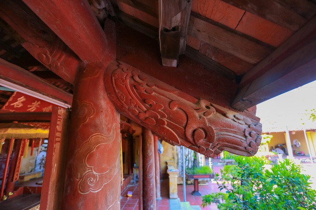 Nhà cổ gỗ lim chứa toàn báu vật” độc nhất của dòng họ nức tiếng Hà Thành-13