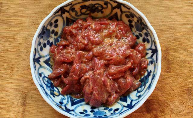 Xào thịt bò, thêm 2 nguyên liệu này thịt mềm, ngon khiến ai cũng muốn ăn nhiều-2