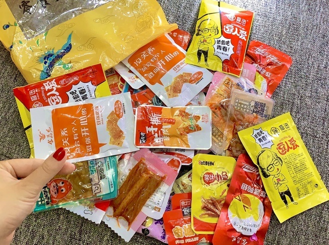 Đồ ăn gắn mác nội địa Trung Quốc giá siêu rẻ bán tràn lan-1