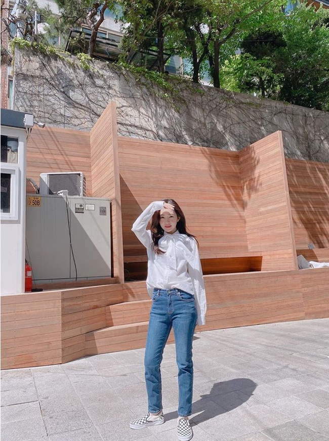 Những nàng thấp bé cứ học 12 set đồ của hội nấm lùn Kpop thì đảm bảo luôn sành điệu và cao ráo-8