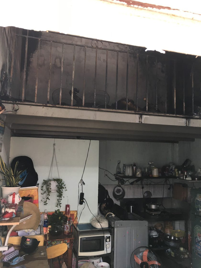 Cháy phòng trọ lúc rạng sáng, chồng cùng con gái 9 tuổi tử vong, vợ bị bỏng nặng-3