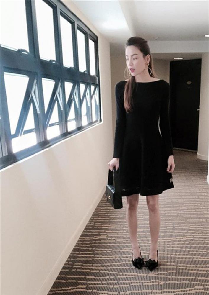 Dáng mảnh mai nhưng Nhã Phương, Hà Tăng, Hà Hồ từng sẩy chân chọn sai trang phục làm lộ body gầy nhẳng xót xa-4