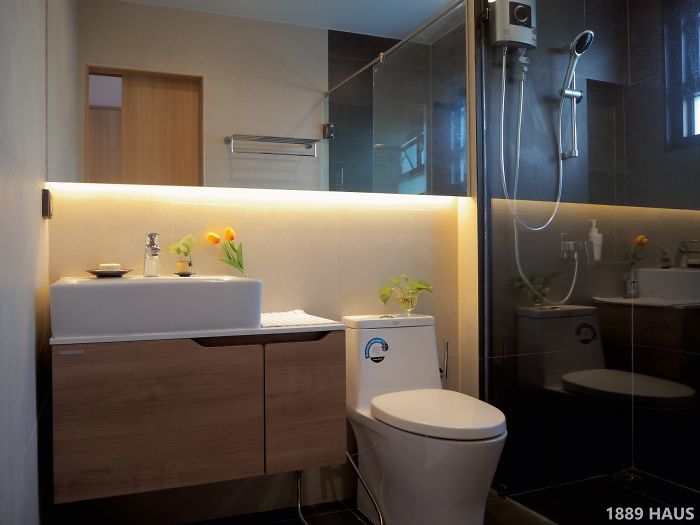 Cặp vợ chồng trẻ tạo bất ngờ khi sửa nhà phố sập sệ tối tăm thành không gian hiện đại, tiện nghi-24