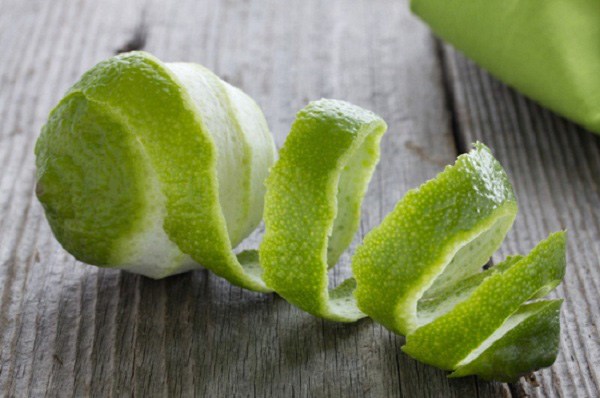 Cắt chanh xong đừng vội vứt vỏ đi bởi nó có nhiều tác dụng mà bạn không ngờ tới đấy-1