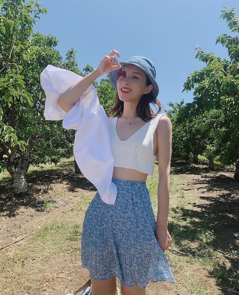 4 mẫu chân váy đang hot rần rần và gần như ai diện cũng đẹp, sắm thiếu thì style hè của bạn cũng chán hẳn-6