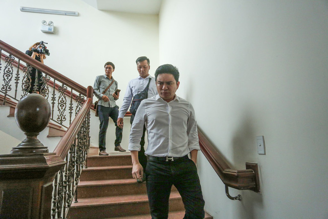 Bác sĩ Chiêm Quốc Thái lớn tiếng, đùng đùng rời phòng xử: Chắc chắn thua rồi, xử gì nữa-5