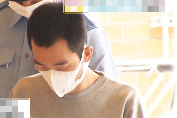 Cô giáo gửi đoạn clip con gái ngủ trưa, mẹ bật khóc khi nhìn hành động lạ ở tay con-4