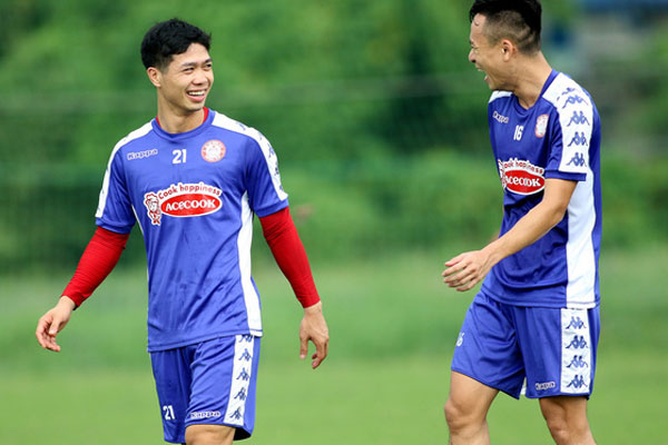 Bầu Đức gật đầu, Công Phượng chính thức đặt bút ký vào hợp đồng đắt giá-3