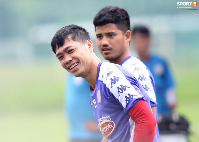 Công Phượng cười tít mắt sau trận thắng, cả đội TP.HCM được thưởng gần 1 tỷ đồng-4