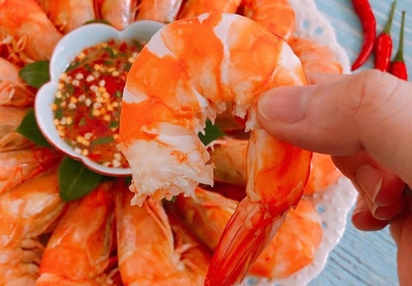 Bộ phận nào của tôm chứa nhiều canxi nhất và bộ phận nào không nên ăn?-5