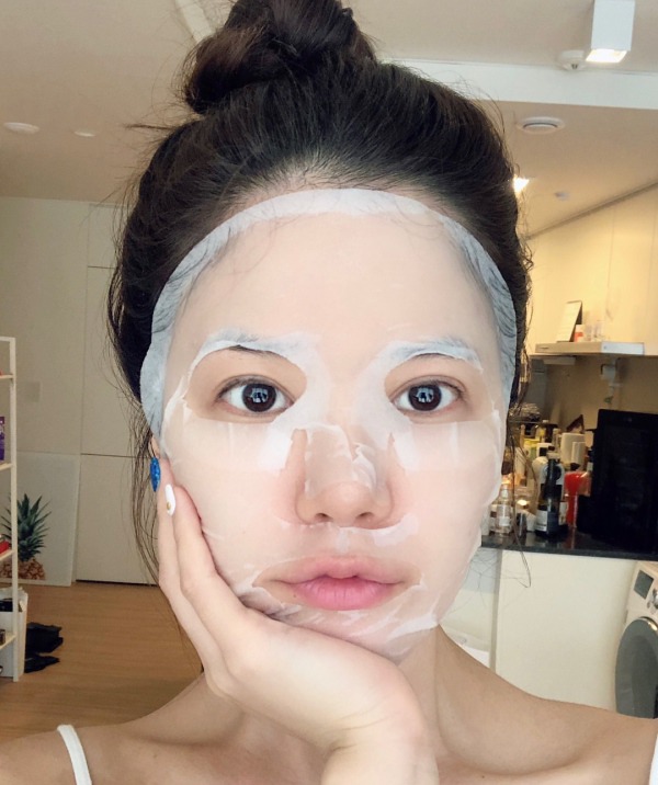 Hari Won tiếp tục khoe mặt mộc lên sóng với làn da U40 căng bóng mịn màng-13
