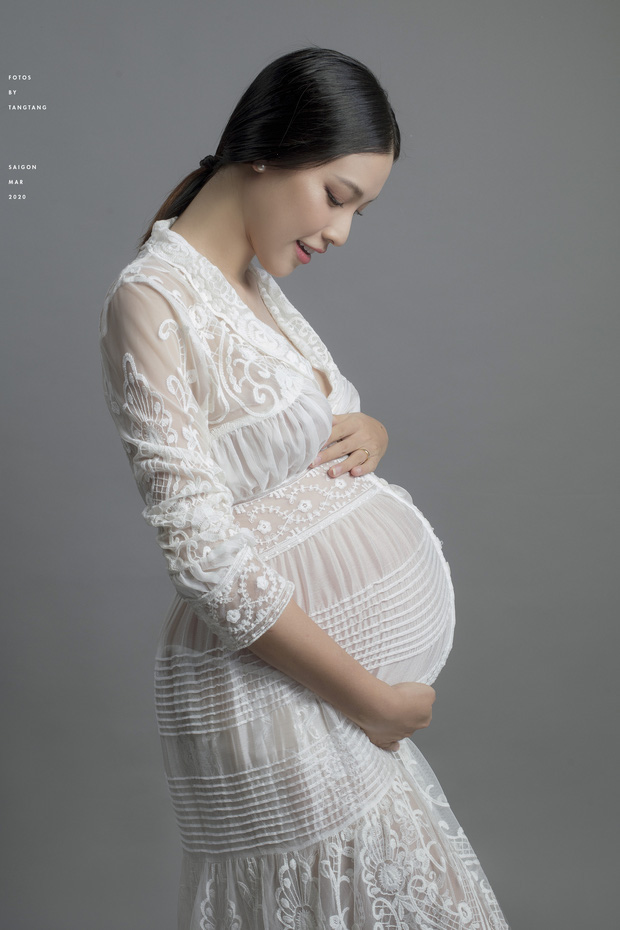 Thương mẹ bầu Hoàng Oanh: Ông xã không thể kề cận chăm sóc từ lúc mang thai cho đến ngày cận vượt cạn chỉ vì 1 lí do-2