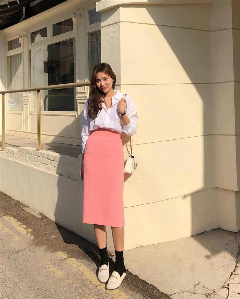 Với một chiếc áo sơ mi, nàng công sở vẫn mặc đẹp suốt cả tuần nhờ 7 công thức này-9