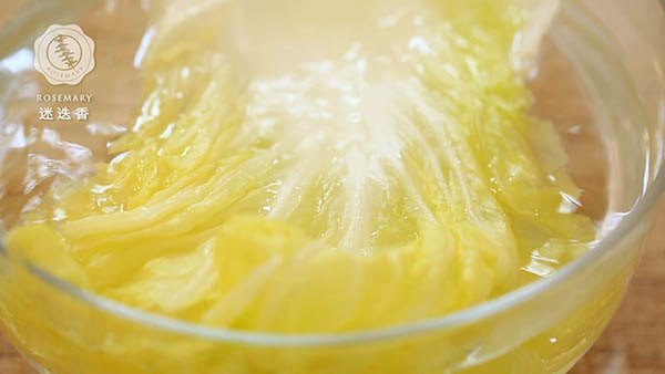 Không xào hay luộc, làm bắp cải cuộn kiểu này bỗng tốn cả nồi cơm-2