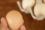 Độc đáo loại trứng xanh đỏ chỉ để tiến vua, nay được rao bán đắt gấp 15 lần trứng gà-6