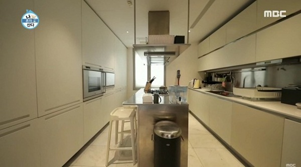 Đột nhập căn nhà xa xỉ của anh bạn thân Song Hye Kyo-5