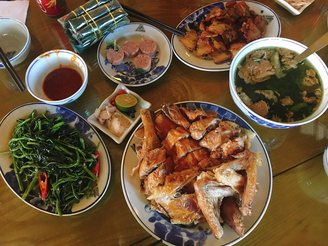 Chồng chễm chệ ngồi mâm trên vợ lủi thủi dưới bếp vét nồi, nàng dâu ấm ức đem thắc mắc hỏi mẹ chồng thì sững người vì sự thật-2