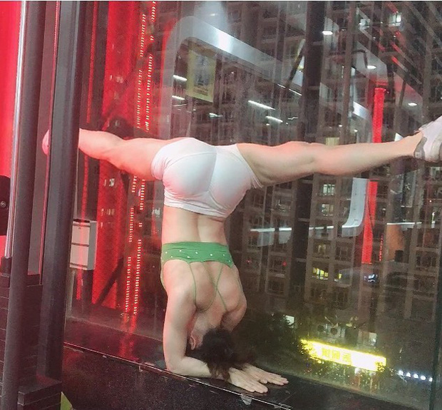 Choáng toàn tập trước thân hình của nữ bác sĩ mặt thiên thần, body cuồn cuộn dù đã mang thai được hơn 6 tháng: Sốc nhất vẫn nằm ở vòng 2-2