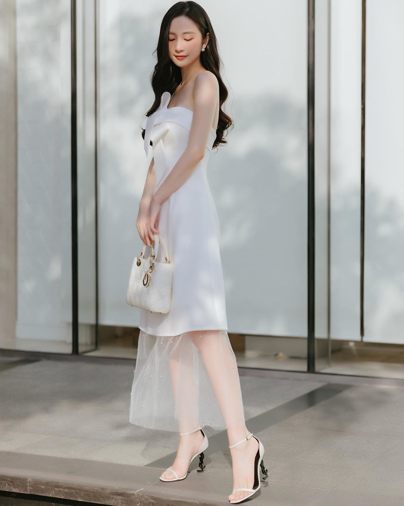 Phương Mỹ Chi lần đầu đi giày cao gót 12cm - Thúy Vi mặc đầm xuyên thấu đụng Thiều Bảo Trâm-8