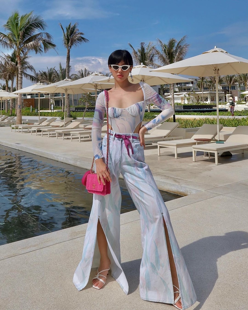 Phương Mỹ Chi lần đầu đi giày cao gót 12cm - Thúy Vi mặc đầm xuyên thấu đụng Thiều Bảo Trâm-7