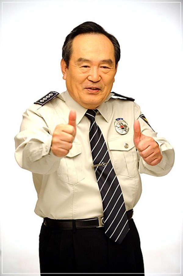 Park In Hwan - Ông bố quốc dân lấy đi nước mắt của hàng triệu khán giả-6