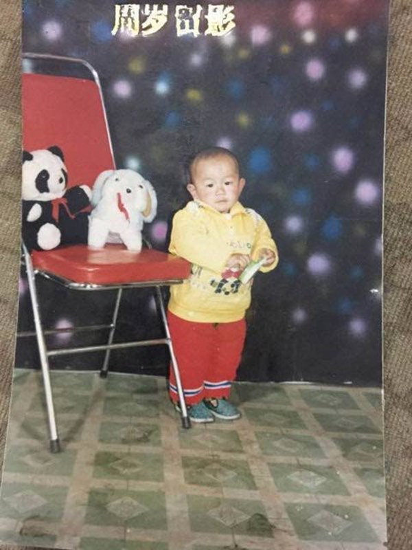 Hành trình tìm con bị bắt cóc được dựng thành phim kinh điển: Mỗi ngày chạy xe rong ruổi hơn 100km, sau 23 năm vẫn bặt vô âm tín-2