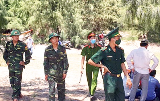 Vụ bé gái 13 tuổi mất tích sau cuộc điện thoại cầu cứu: Người mẹ ngất xỉu khi nhận tin dữ-8