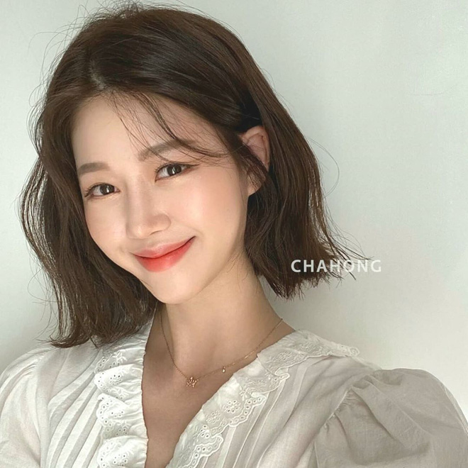 5 kiểu tóc mái nịnh mặt hot hit nhất năm nay: Kiểu nào cũng dễ diện, đặc biệt có mái kiểu Pháp cực sang-8